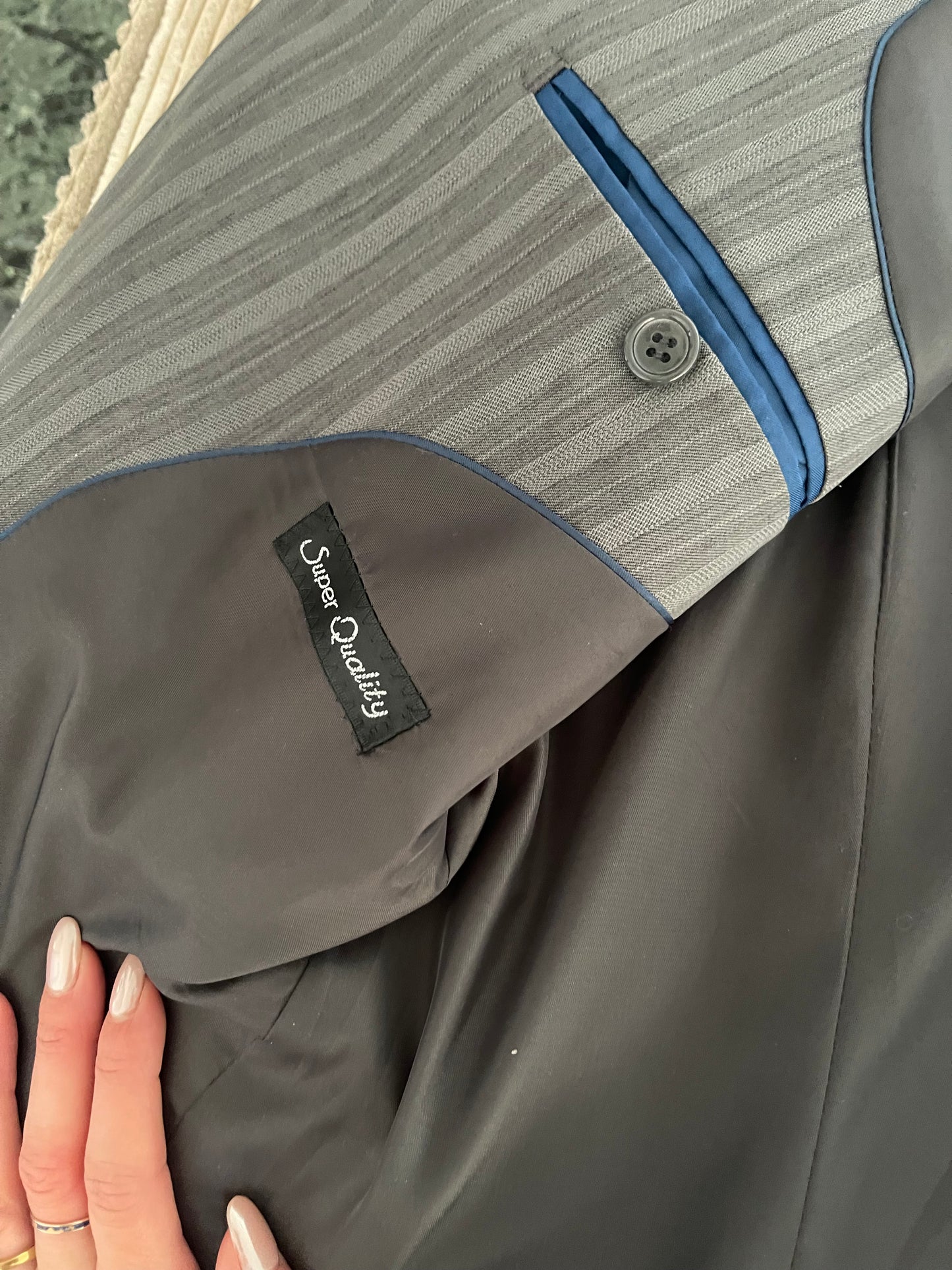 Blazer en laine à rayures grises oversize – Élégance intemporelle (taille 36 à 40)