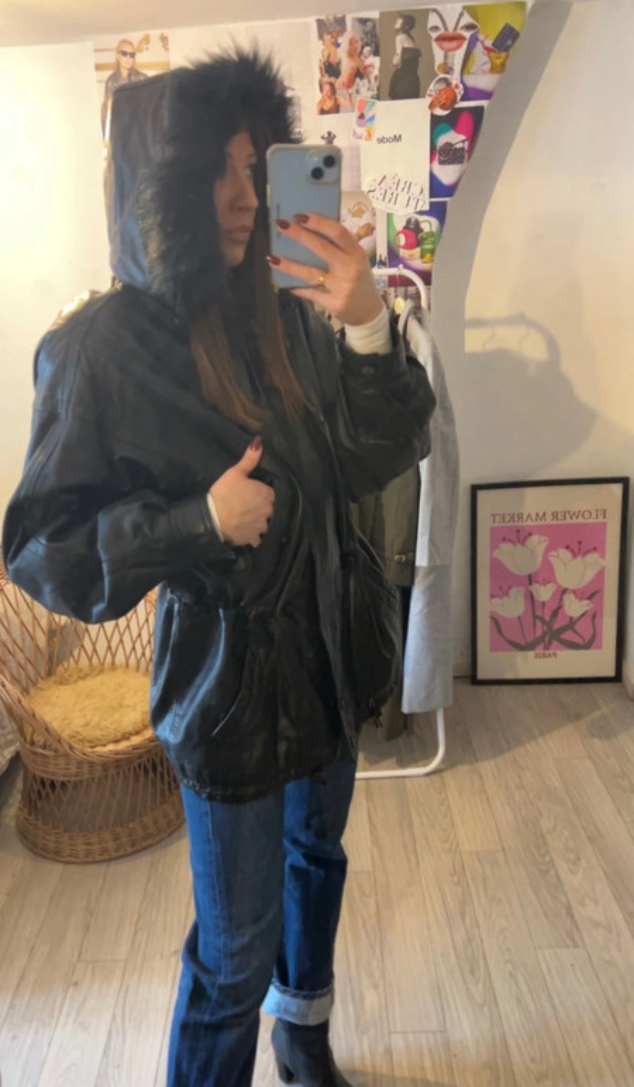 Veste en cuir avec capuche taille 42